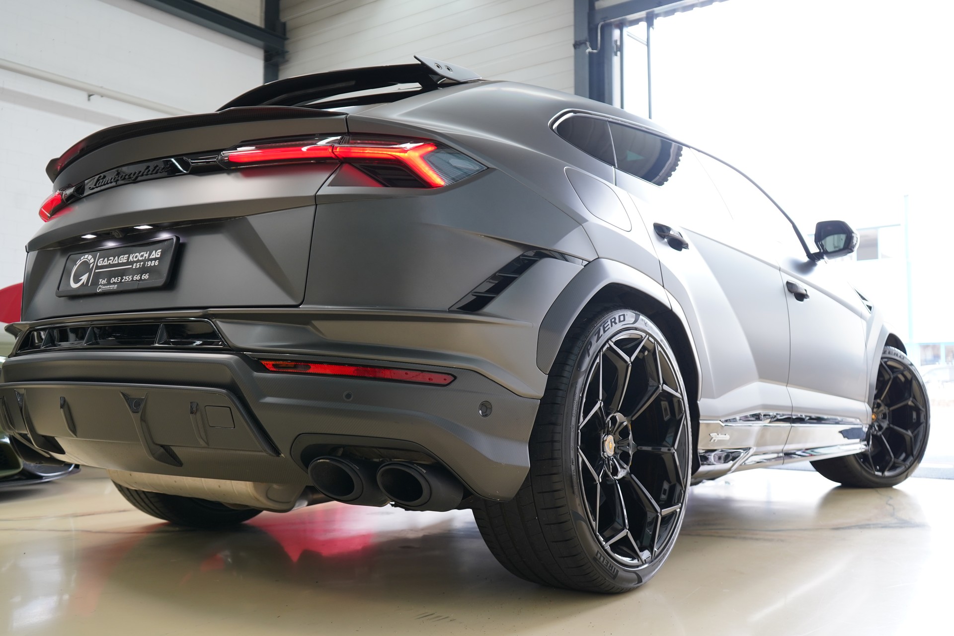 LAMBORGHINI Urus Performante-image-10