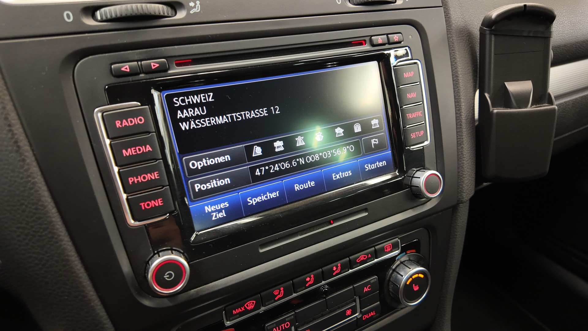 VW Golf 2.0 TSI R 4Motion DSG-image-23
