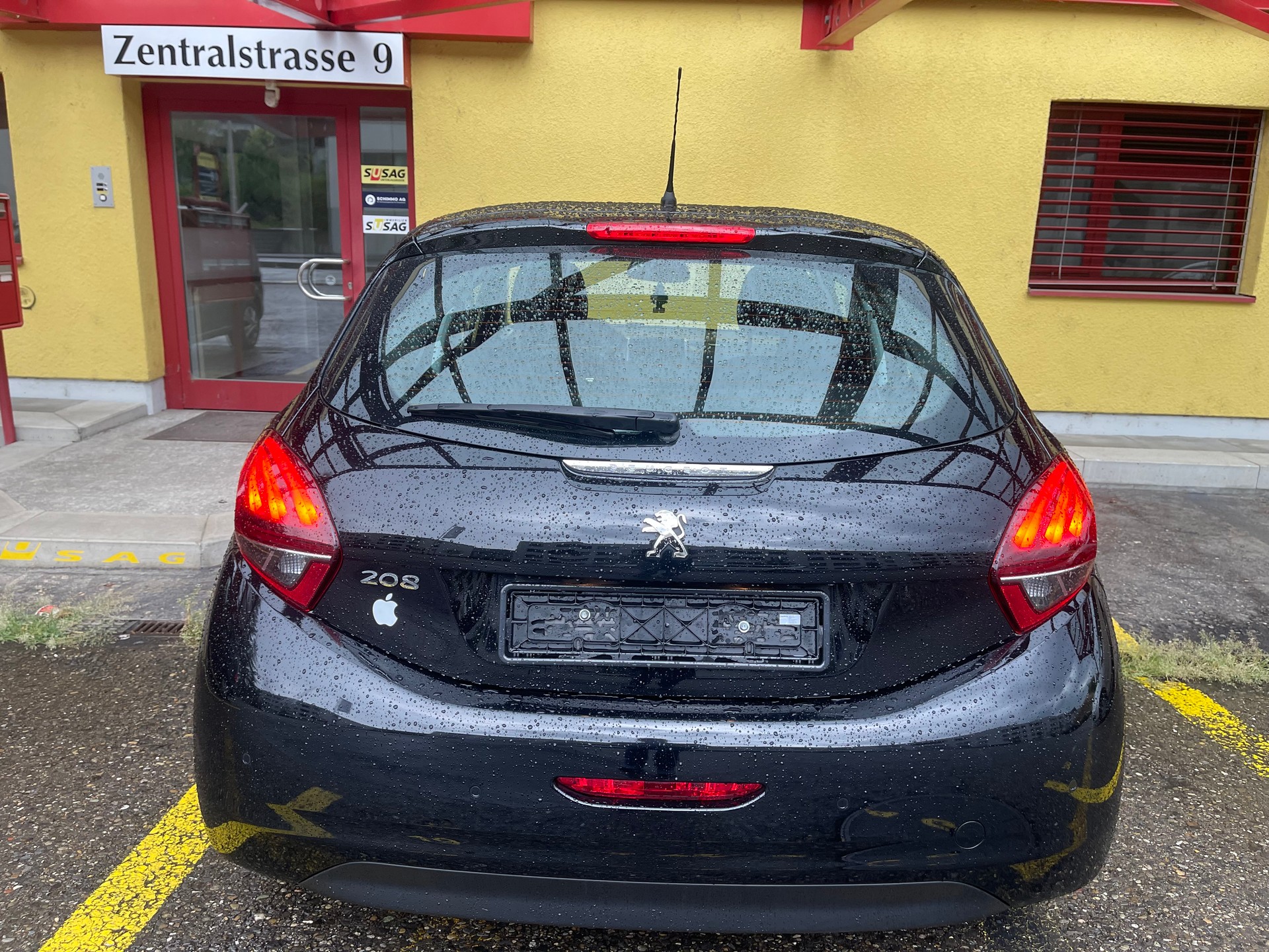 PEUGEOT 208 1.2 PureTech Active-image-5