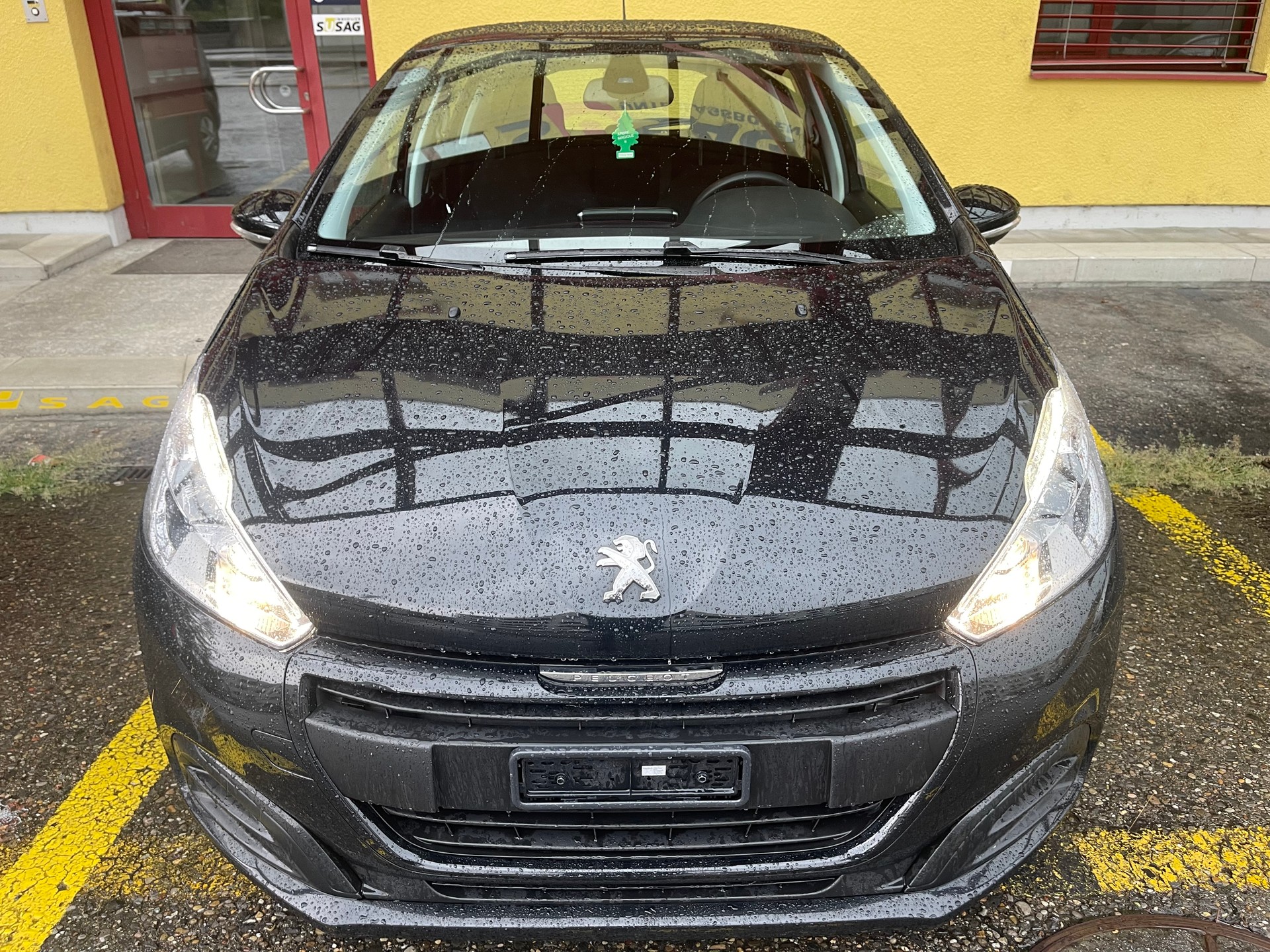 PEUGEOT 208 1.2 PureTech Active-image-8