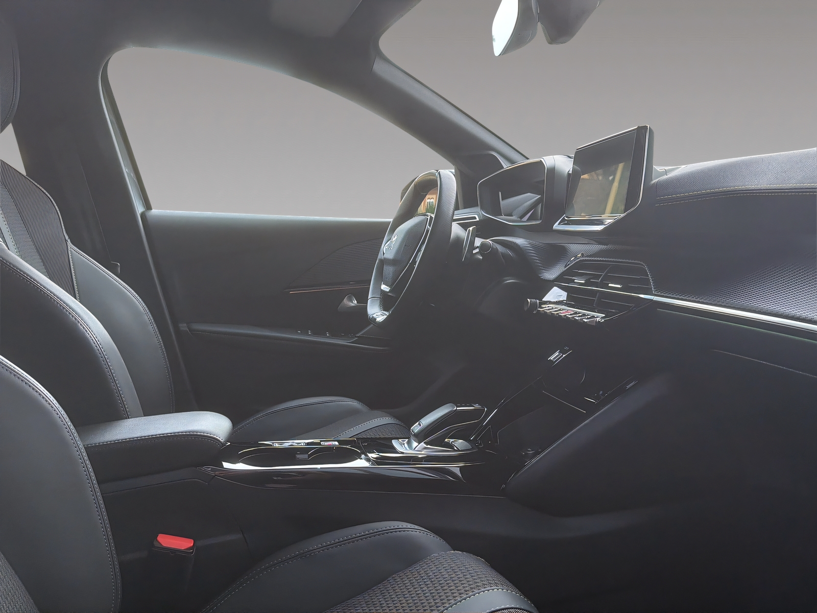 PEUGEOT 208 1.2 PureTech GT EAT8-image-12