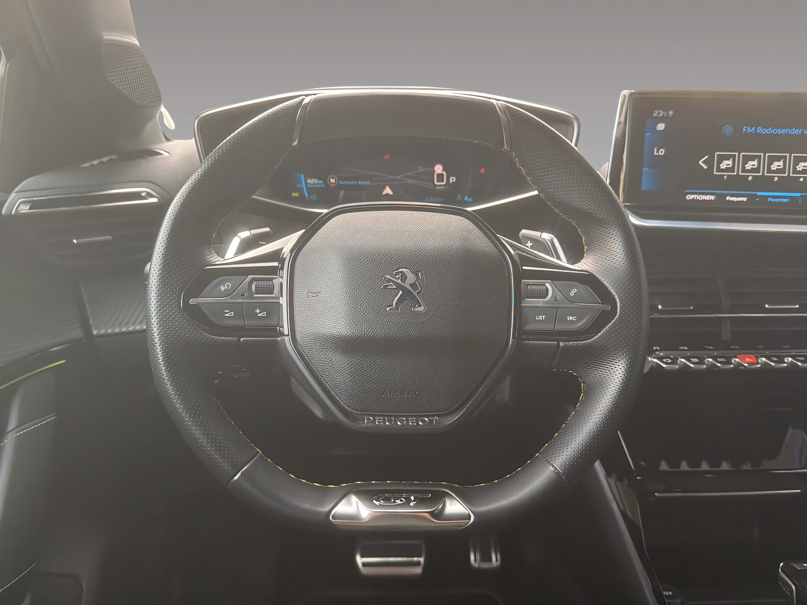 PEUGEOT 208 1.2 PureTech GT EAT8-image-11