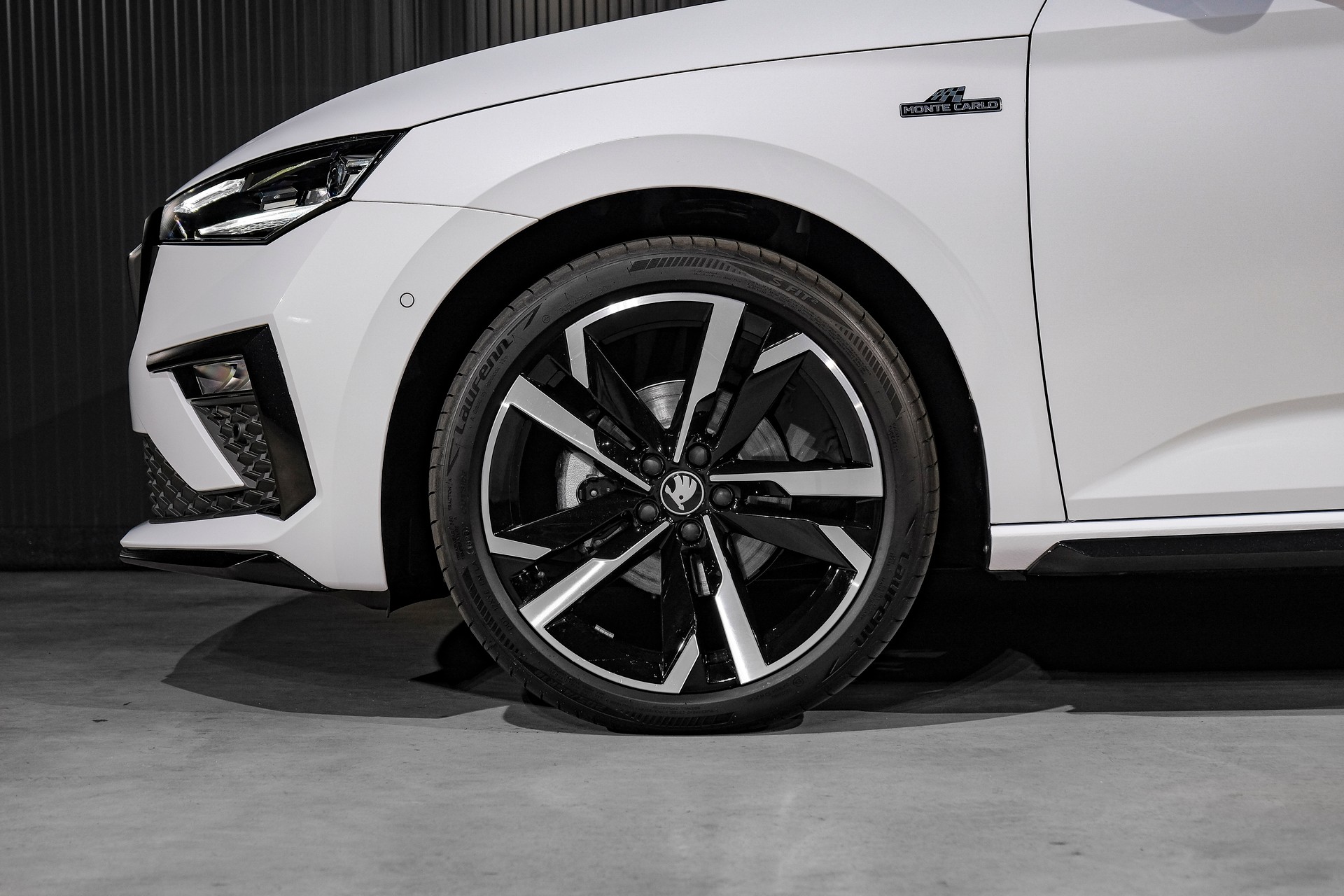 SKODA Scala 1.5 TSI Monte Carlo DSG-image-28