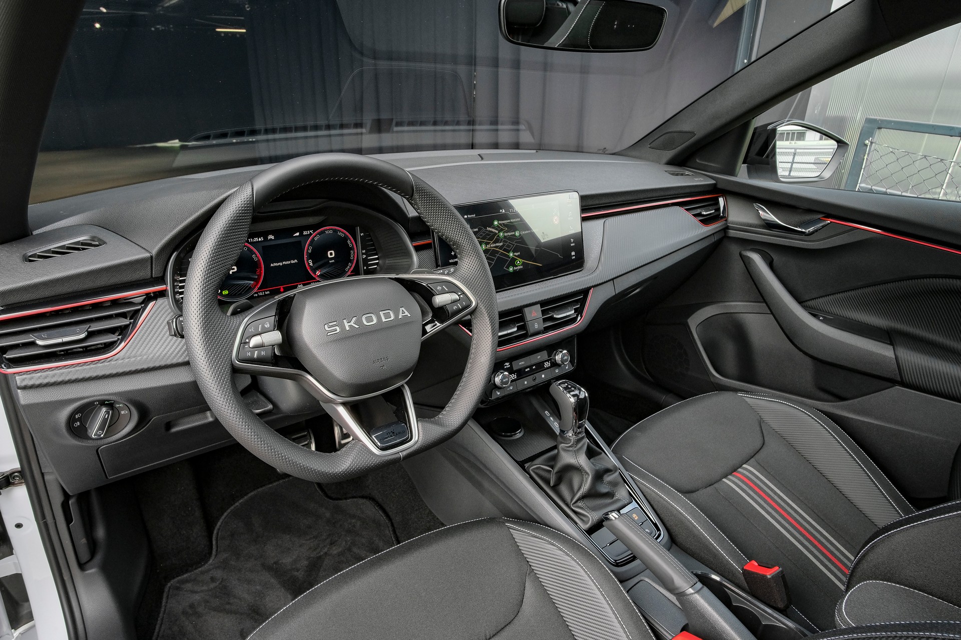 SKODA Scala 1.5 TSI Monte Carlo DSG-image-12