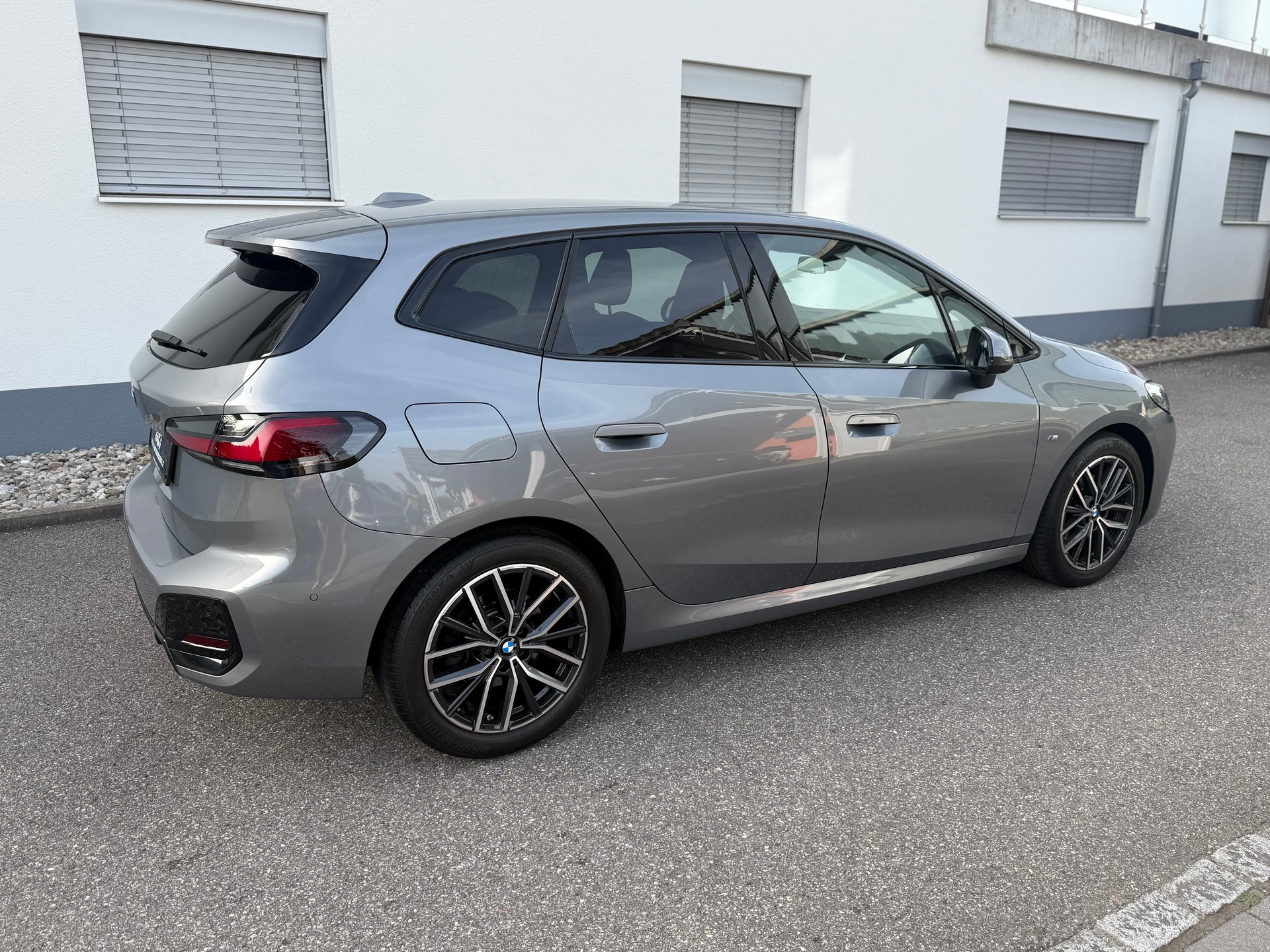 BMW 218d Active Tourer M Sport DKG-image-5