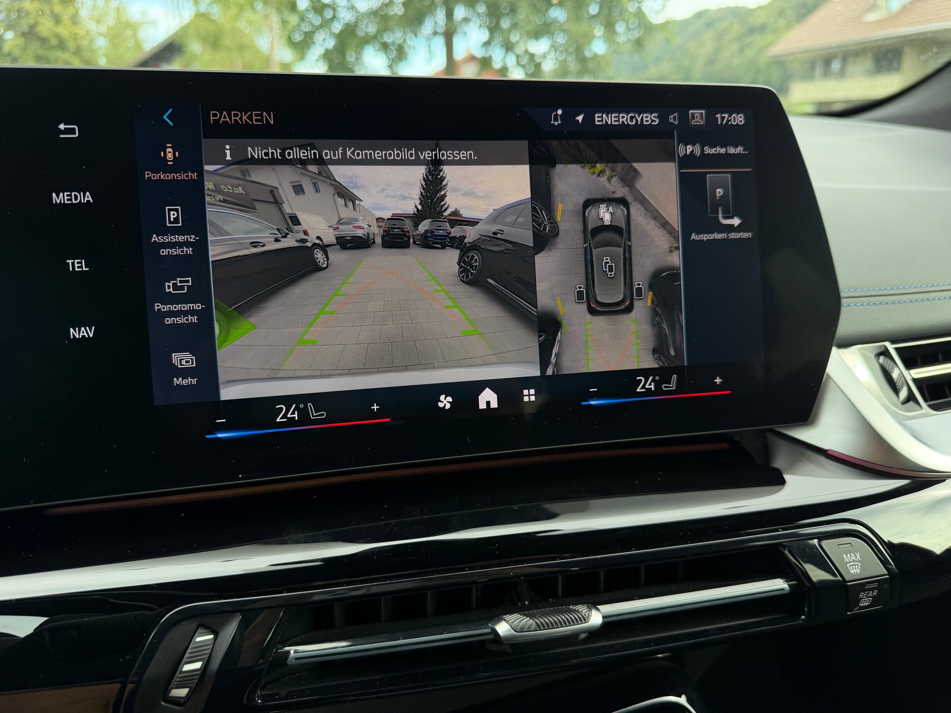 BMW 218d Active Tourer M Sport DKG-image-26