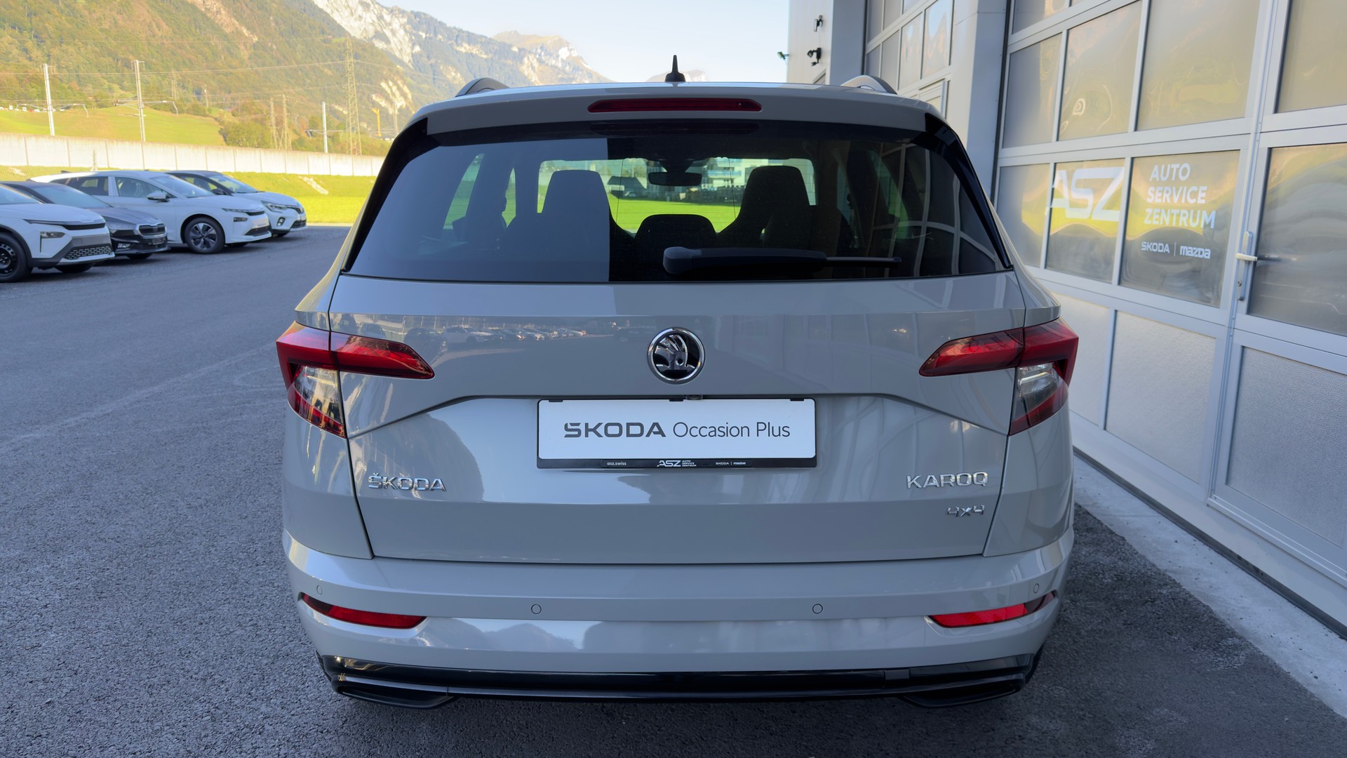 SKODA Karoq 2.0 TSI SportLine DSG 4x4-image-2
