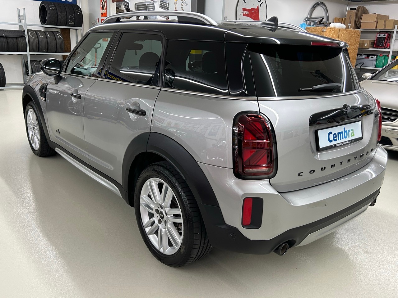 MINI Countryman Cooper S Highland Edition ALL4 Steptronic-image-2