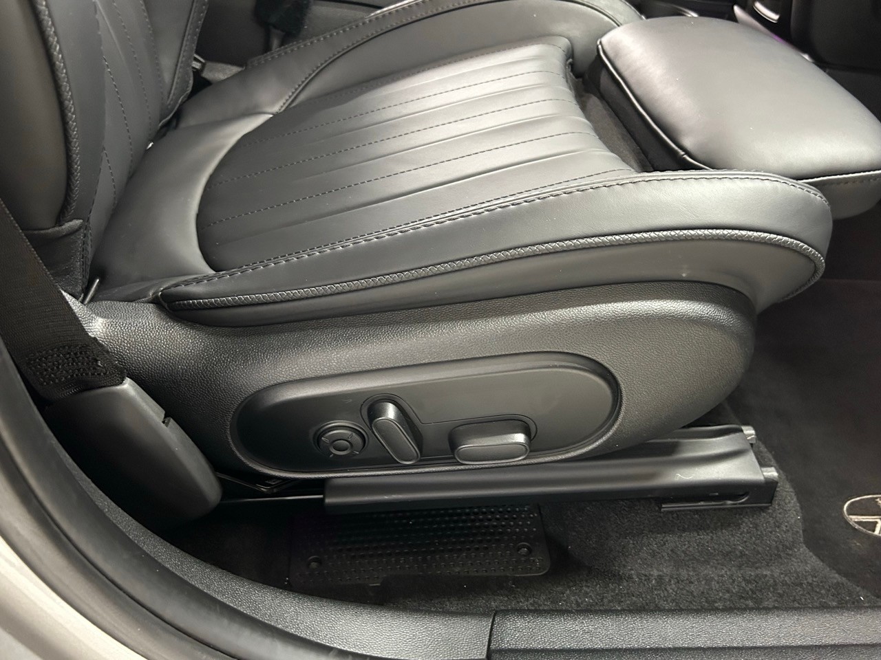 MINI Countryman Cooper S Highland Edition ALL4 Steptronic-image-6