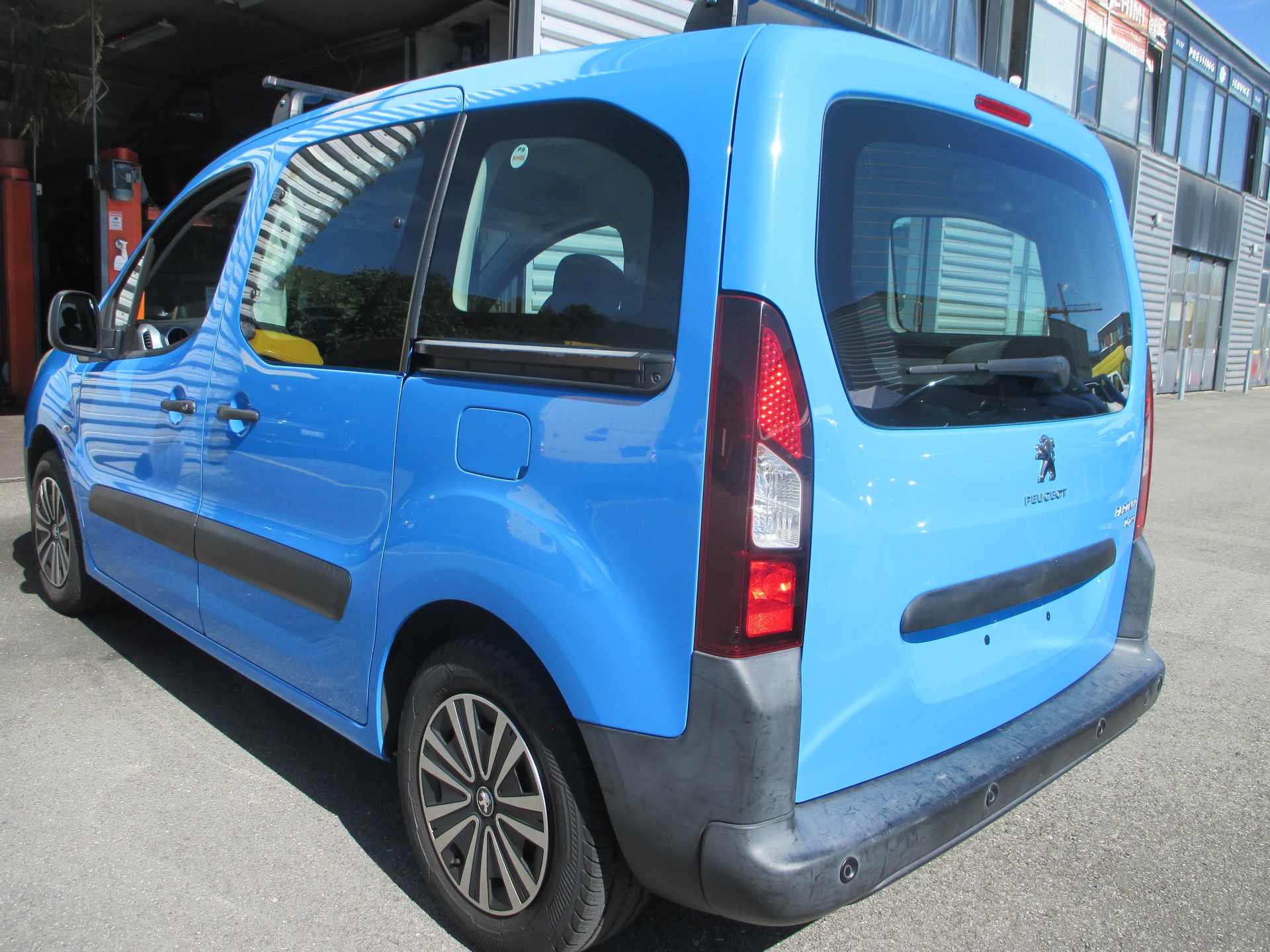 PEUGEOT Partner 1.6 Trendy-image-3