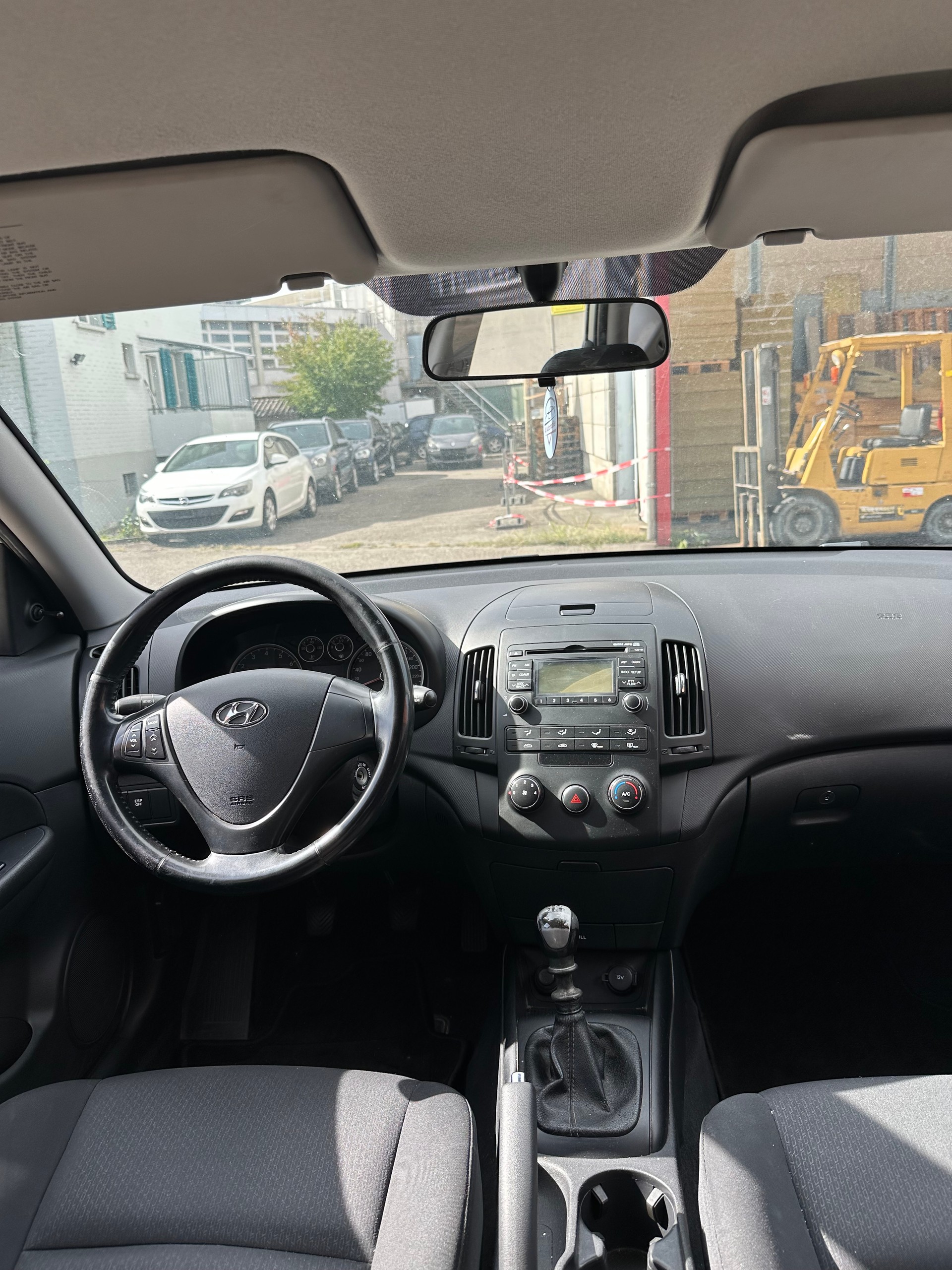 HYUNDAI i30 1.4 Comfort-image-7