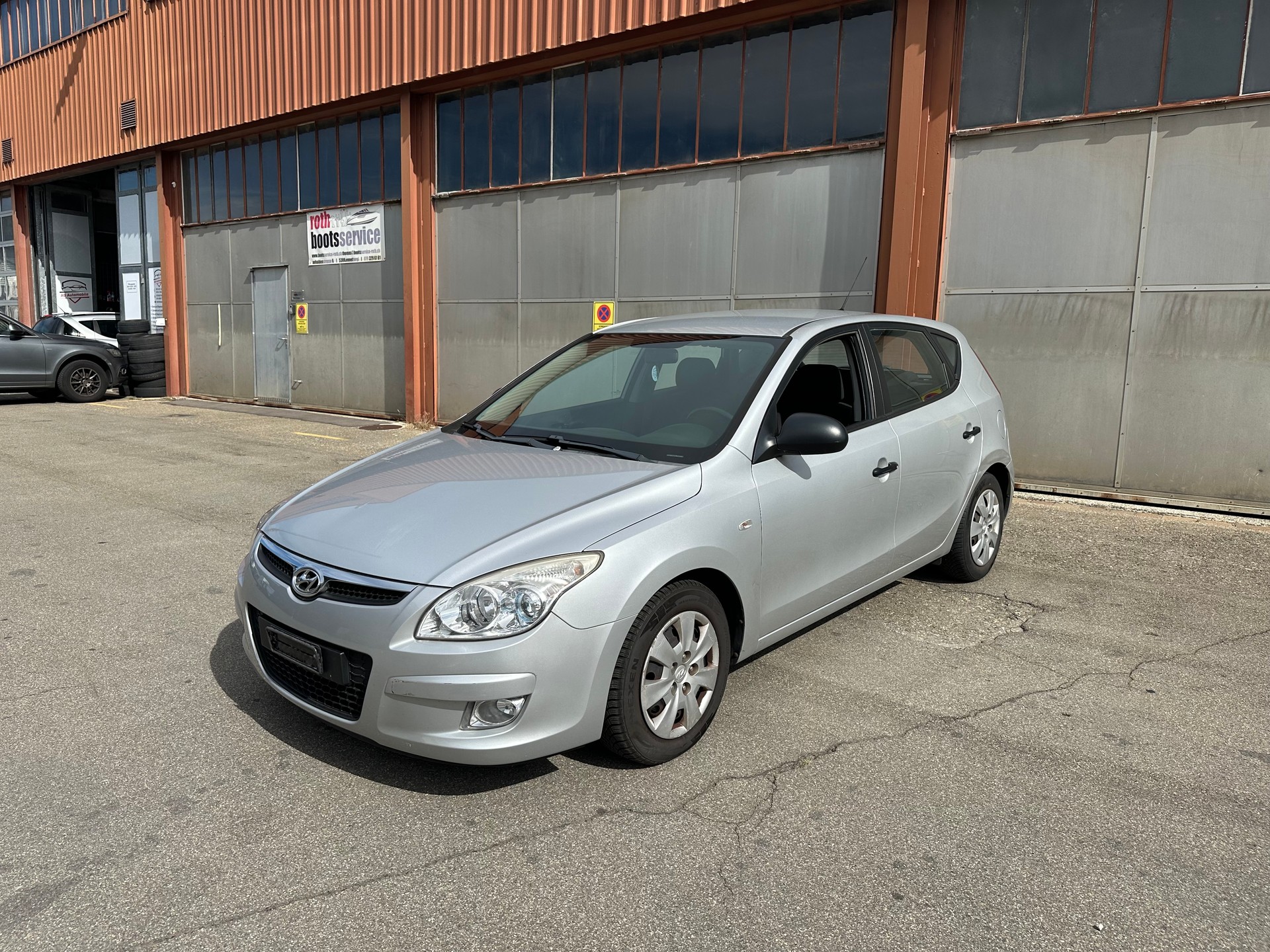 HYUNDAI i30 1.4 Comfort-image-0