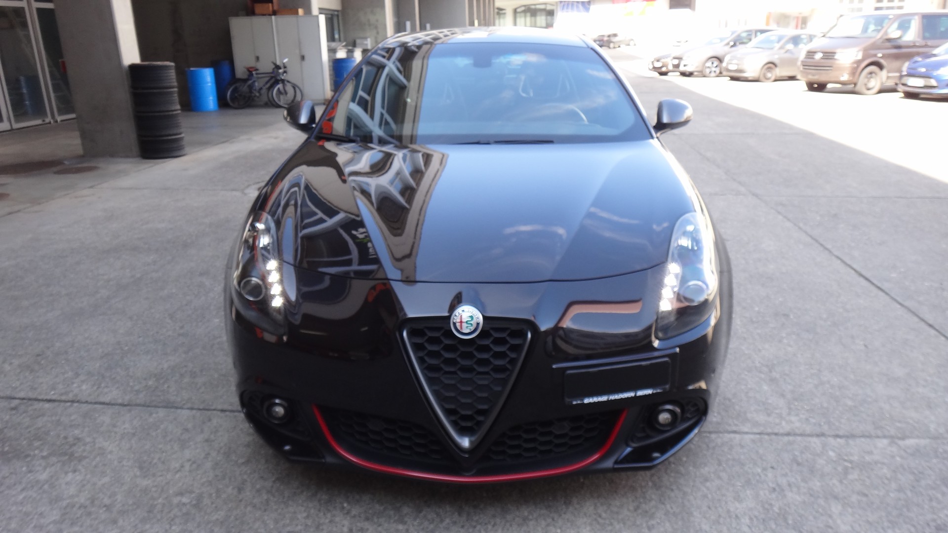 ALFA ROMEO Giulietta 1750 TBi Veloce TCT-image-3