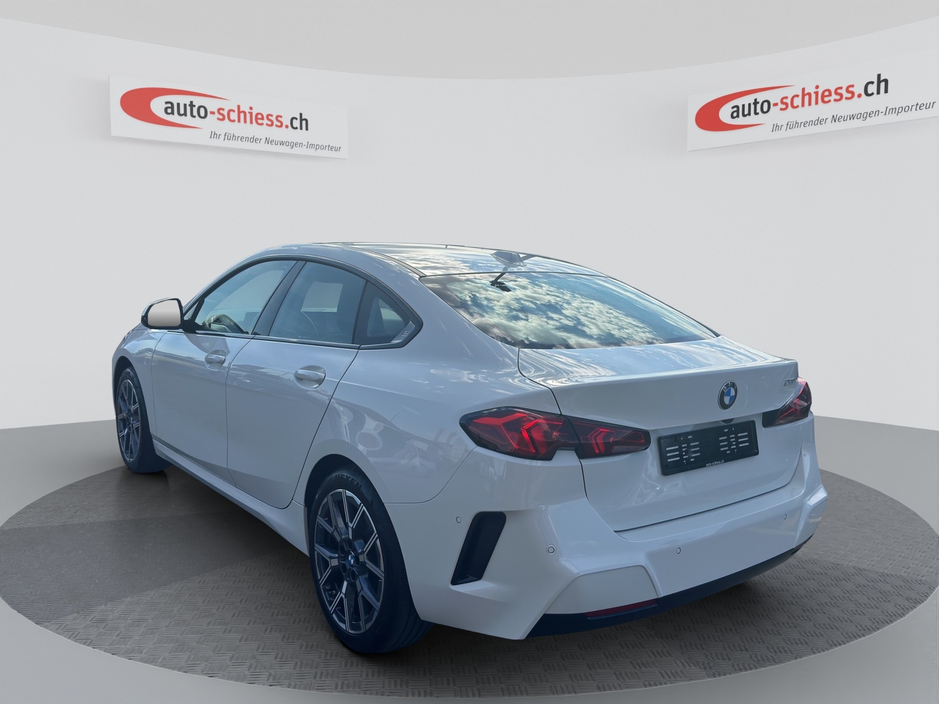 BMW 220 Gran Coupé 48V Steptronic-image-2
