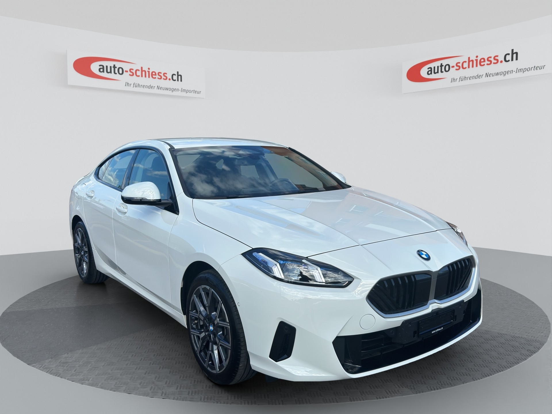 BMW 220 Gran Coupé 48V Steptronic-image-0