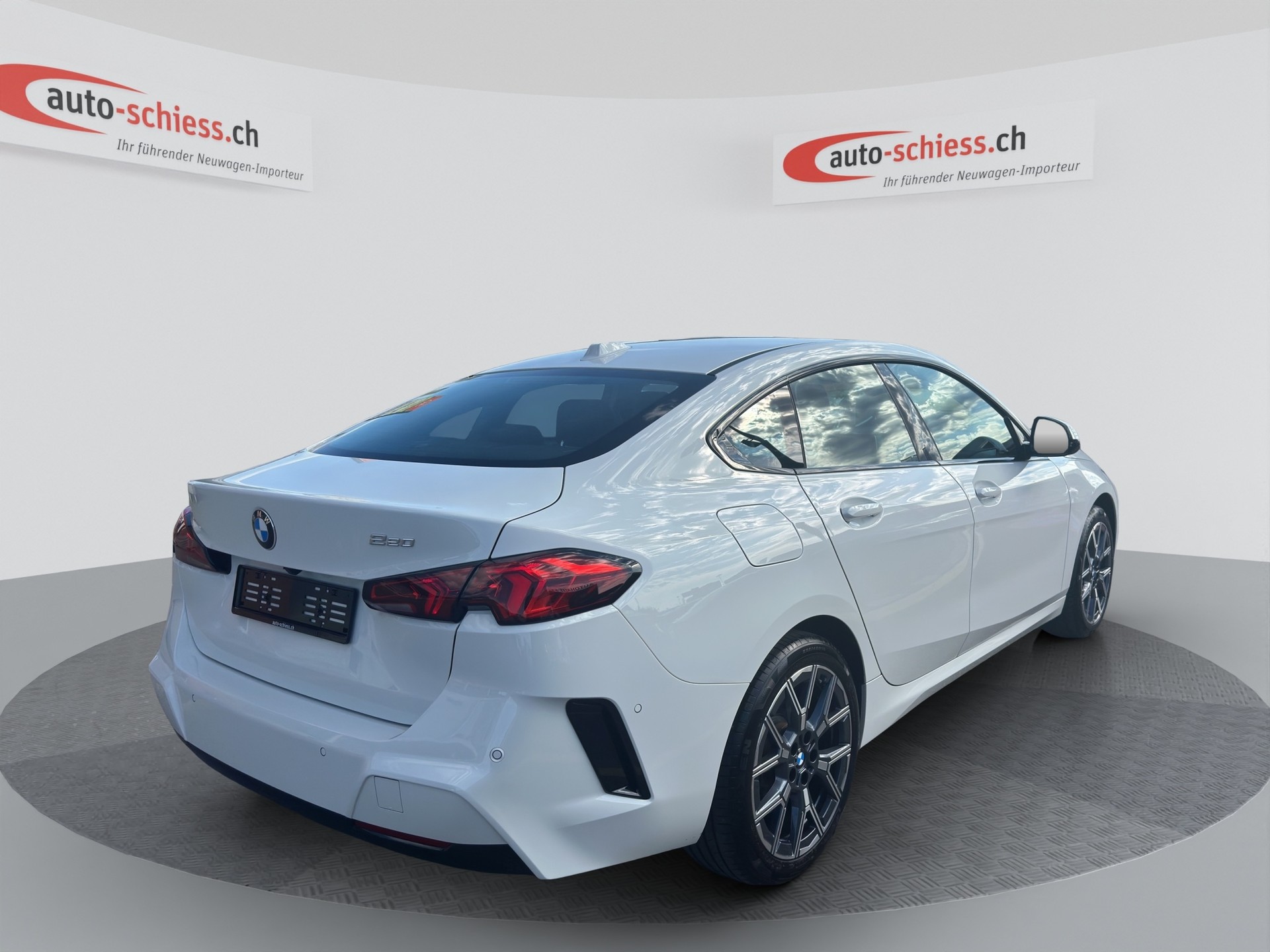 BMW 220 Gran Coupé 48V Steptronic-image-1