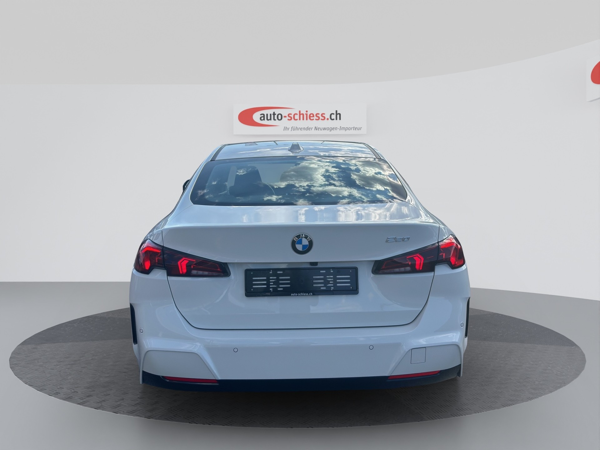 BMW 220 Gran Coupé 48V Steptronic-image-4