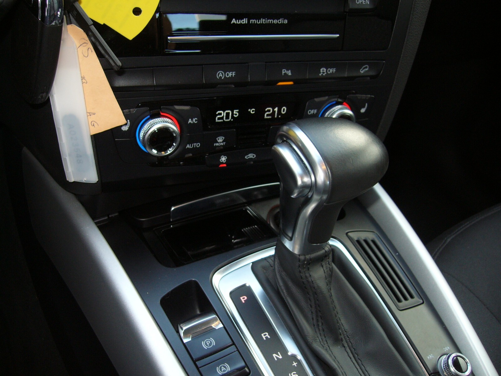 AUDI Q5 2.0 TFSI quattro tiptronic-image-14