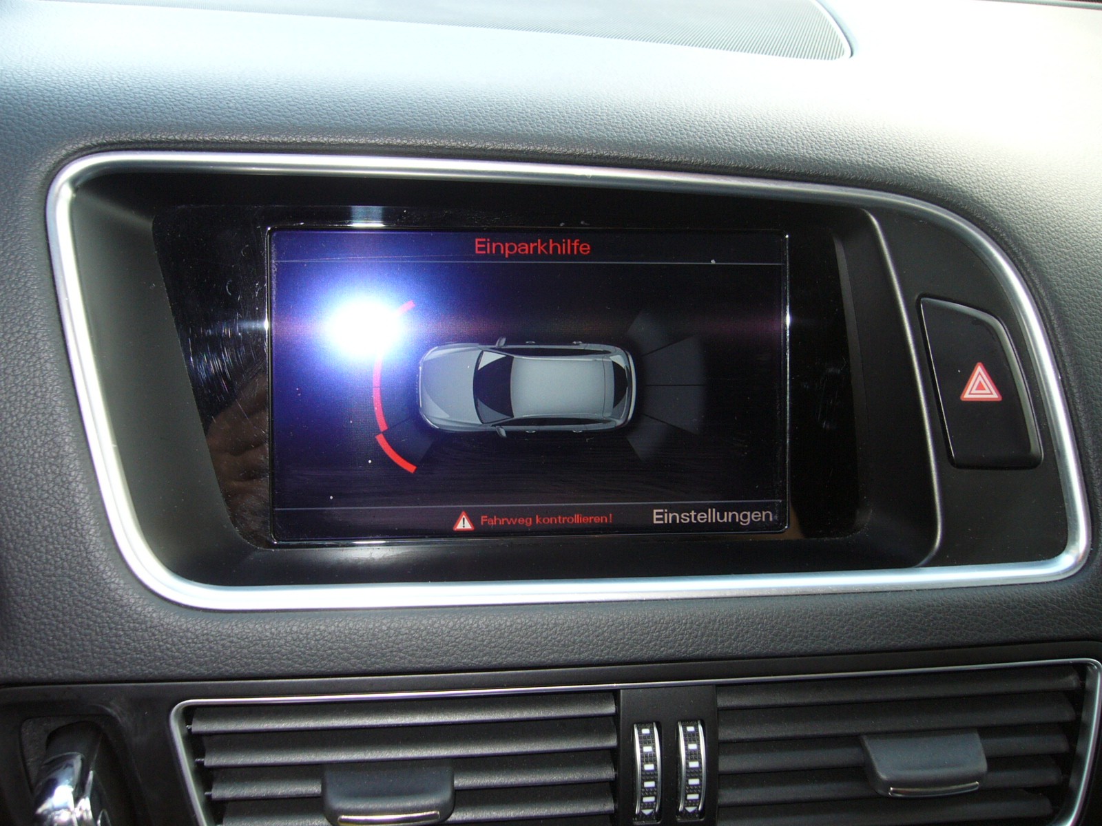 AUDI Q5 2.0 TFSI quattro tiptronic-image-13