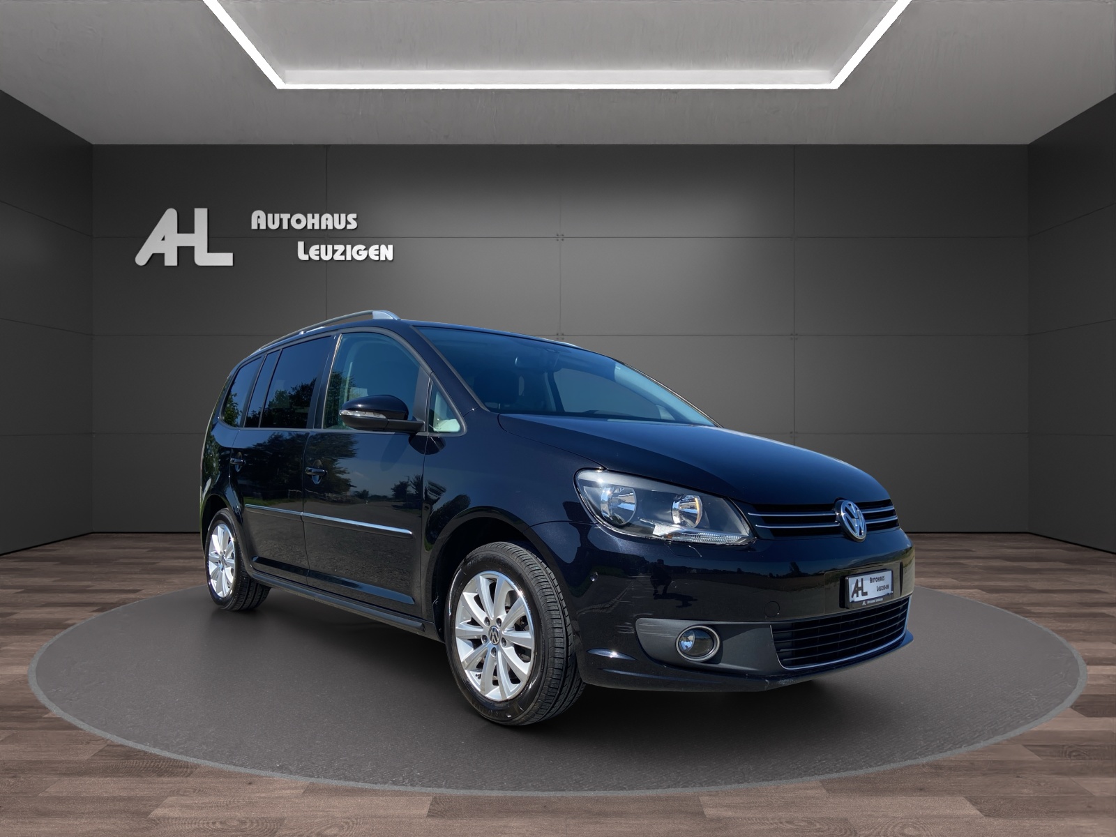 VW Touran 2.0 TDI BlueMotion Technology Highline DSG-image-6
