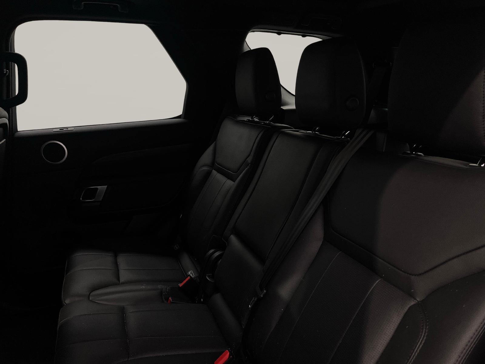 LAND ROVER Discovery 3.0 SDV6 HSE-image-10