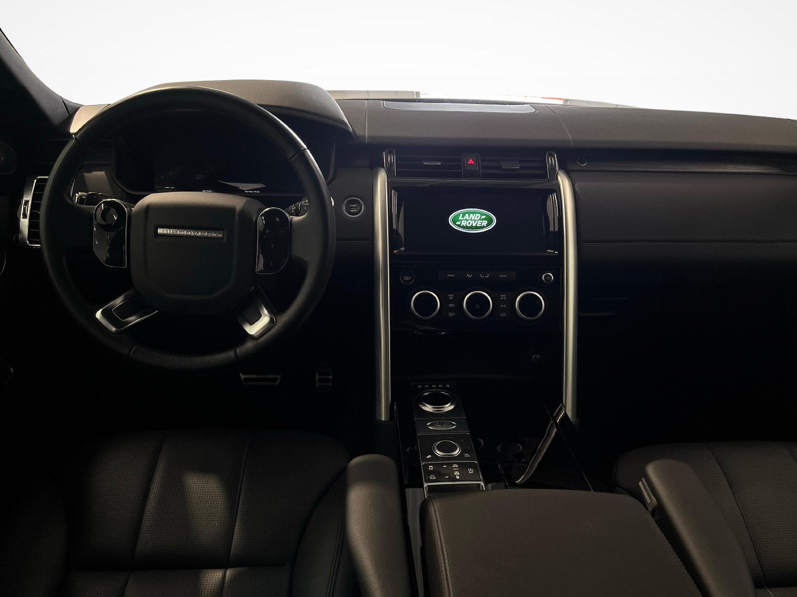 LAND ROVER Discovery 3.0 SDV6 HSE-image-8