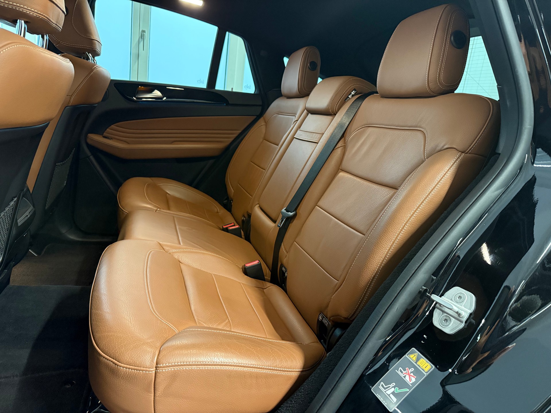 MERCEDES-BENZ GLE Coupé 350 d AMG Line 4Matic 9G-Tronic-image-18