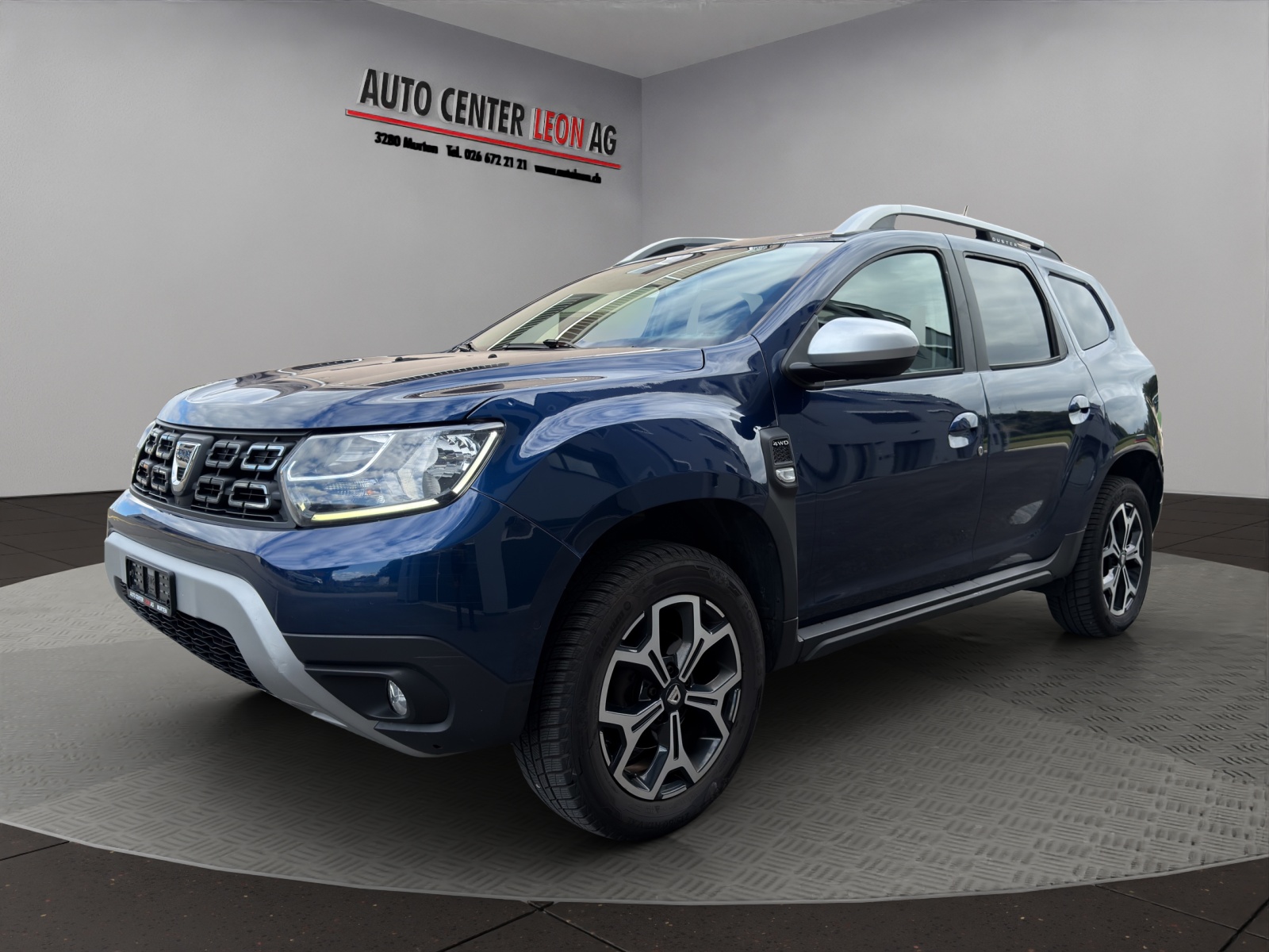 DACIA Duster TCe 125 Essential 4x4-showroom-element-1