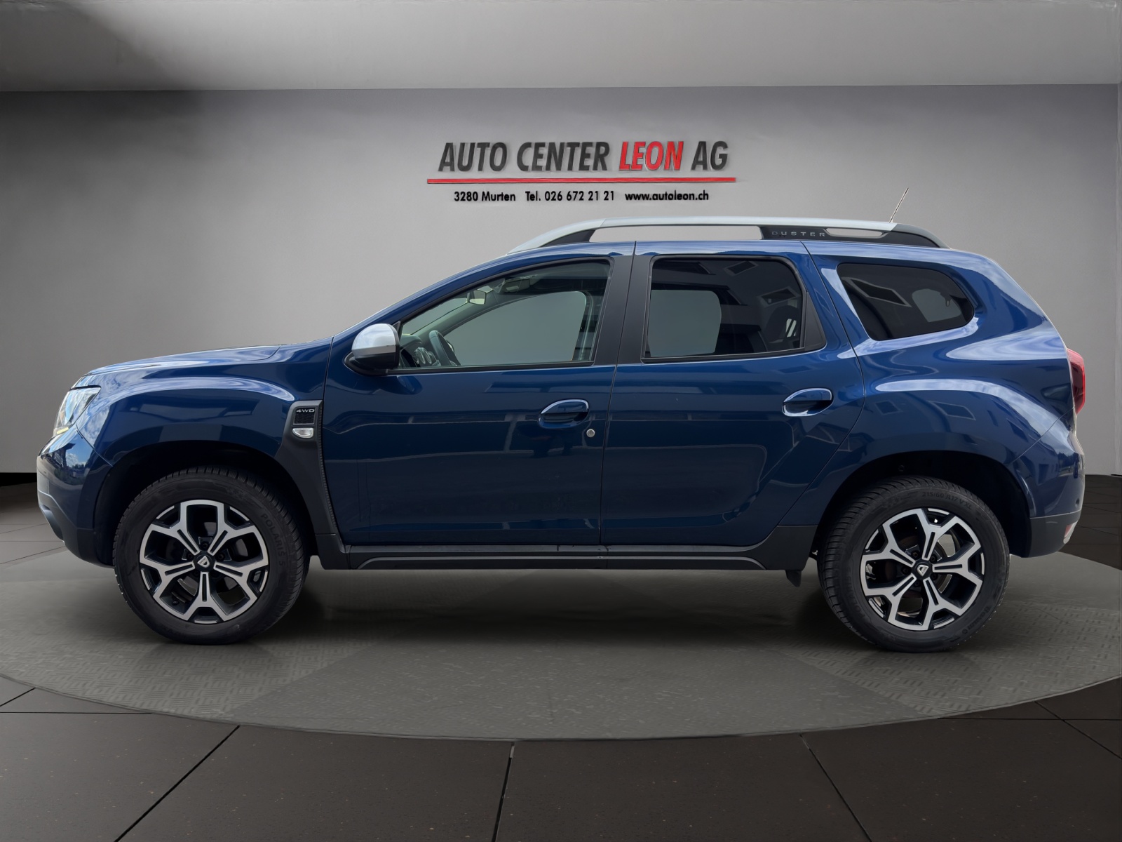 DACIA Duster TCe 125 Essential 4x4-showroom-element-2