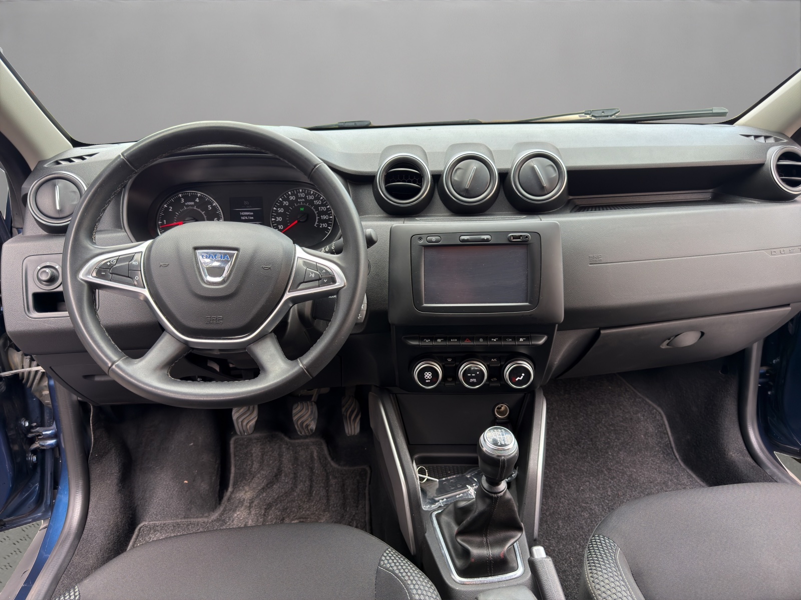 DACIA Duster TCe 125 Essential 4x4-image-13