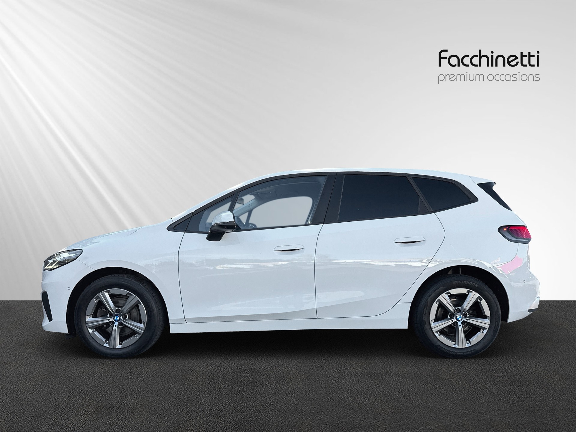 BMW 218i Active Tourer Luxury Line DKG-image-1