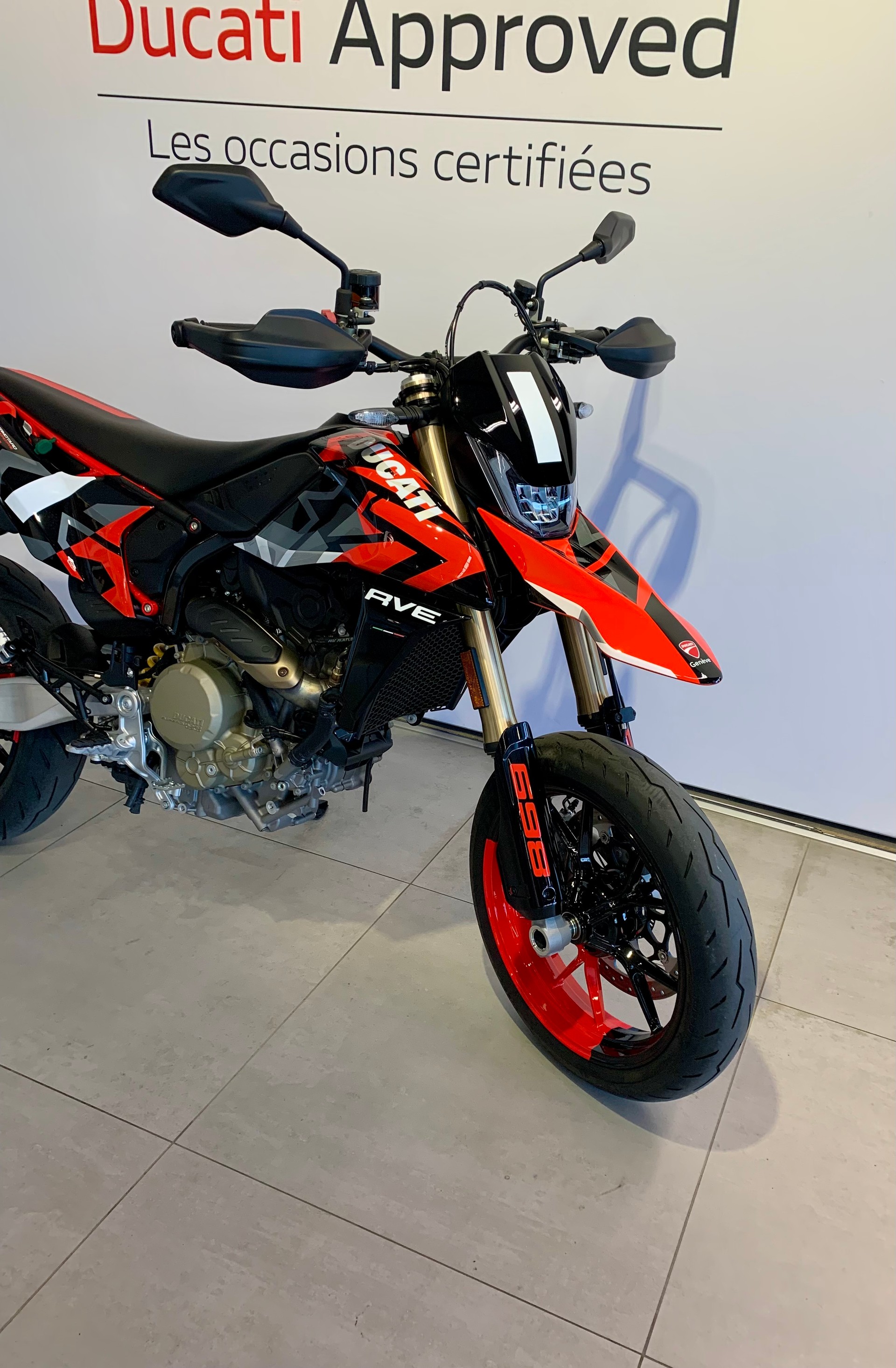 DUCATI Hypermotard 698 Mono RVE (35kW)-showroom-element-3