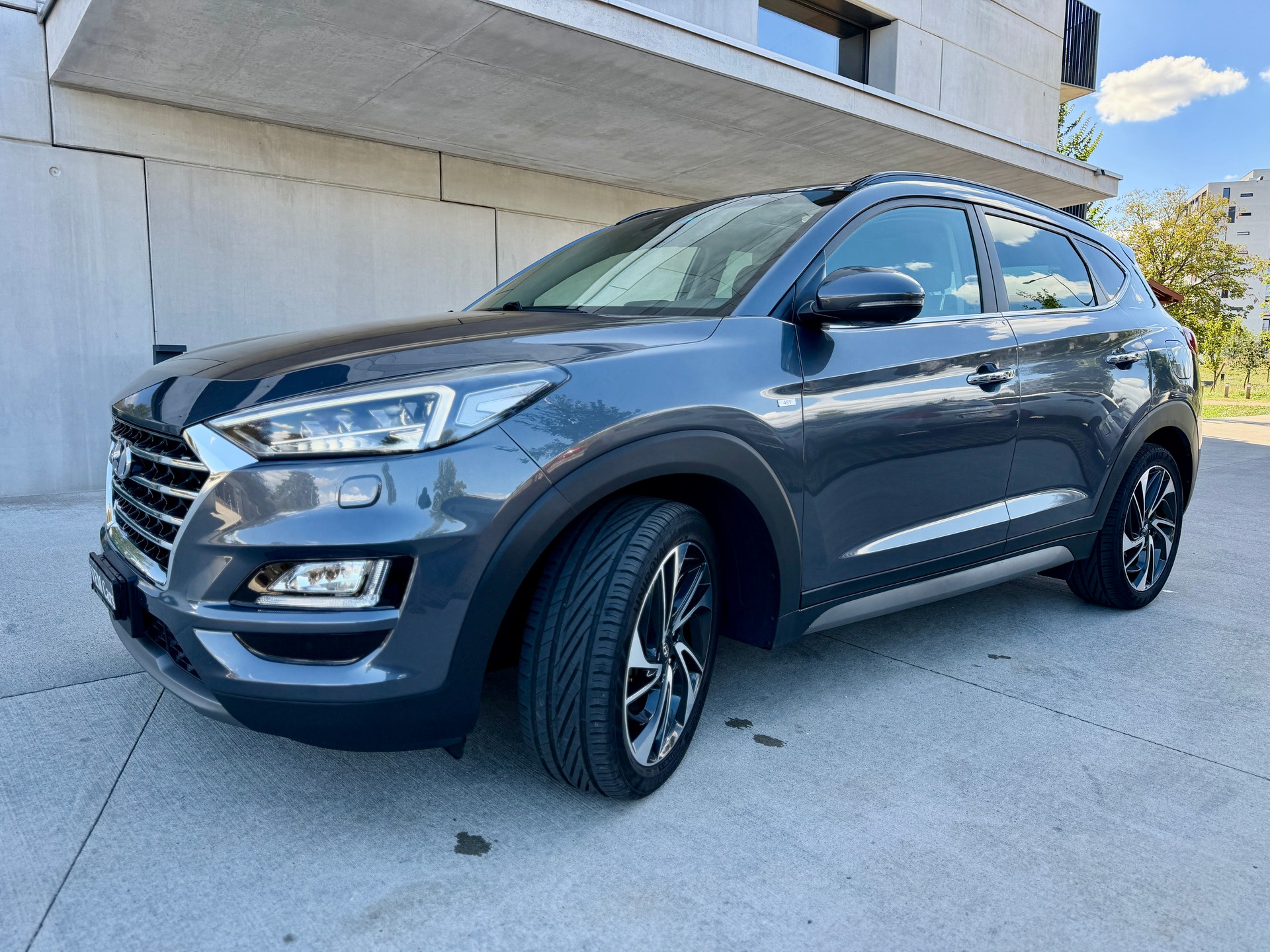 HYUNDAI Tucson 2.0 CRDI Vertex Swiss édition 4WD Automatic-image-0