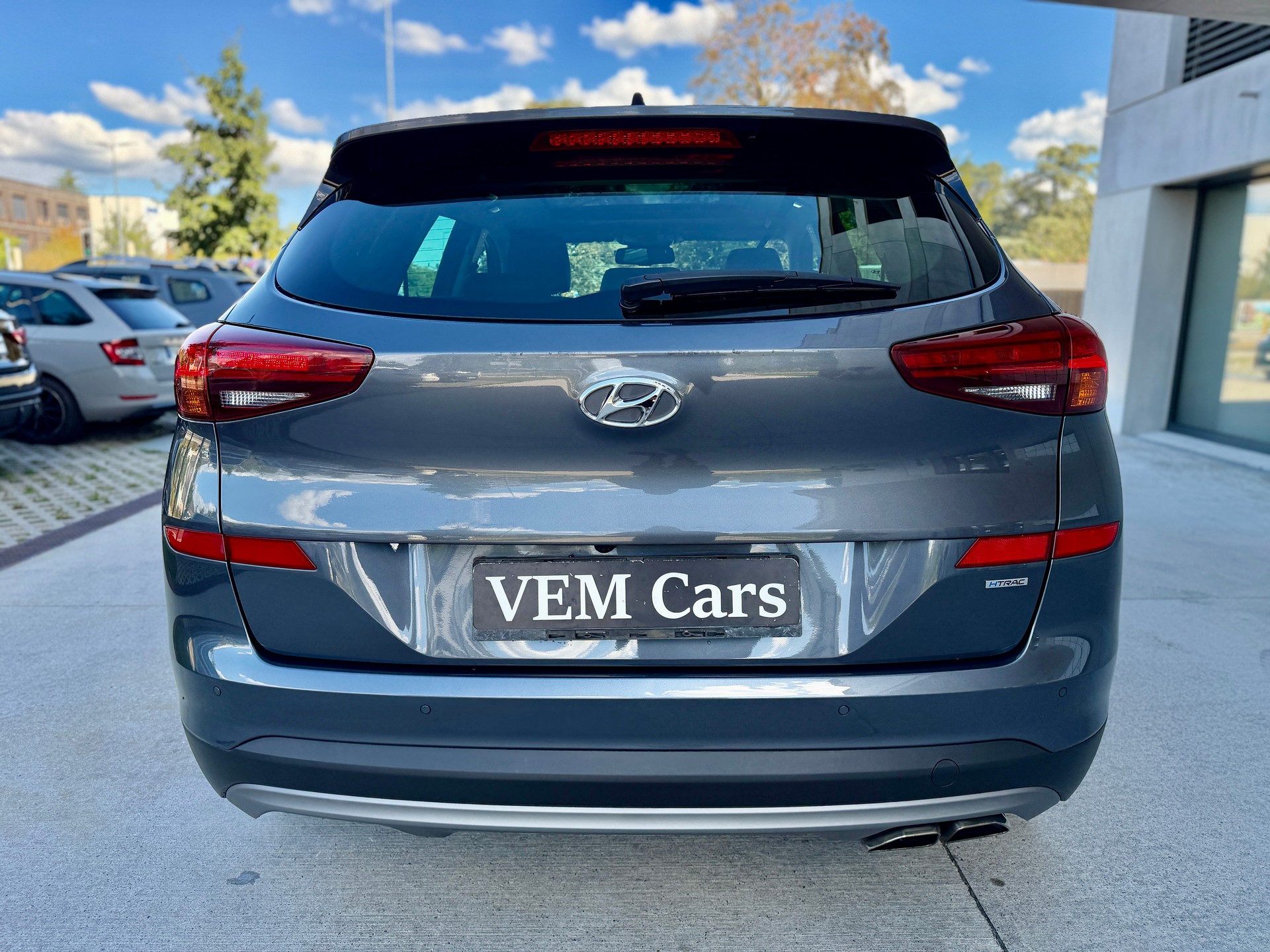 HYUNDAI Tucson 2.0 CRDI Vertex Swiss édition 4WD Automatic-image-5