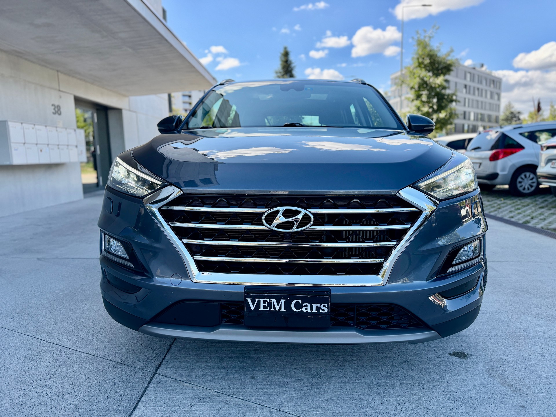 HYUNDAI Tucson 2.0 CRDI Vertex Swiss édition 4WD Automatic-image-2