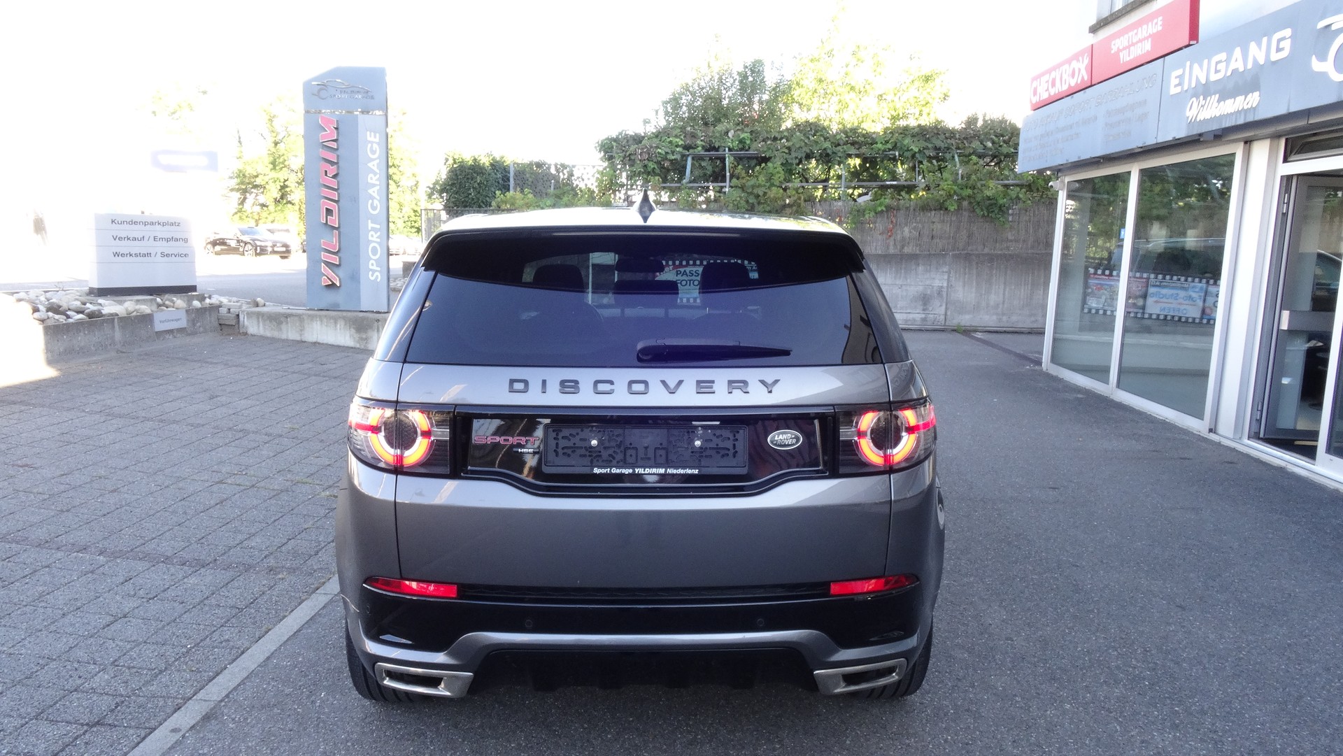 LAND ROVER Discovery Sport 2.0 TD4 HSE Luxury AT9-image-5