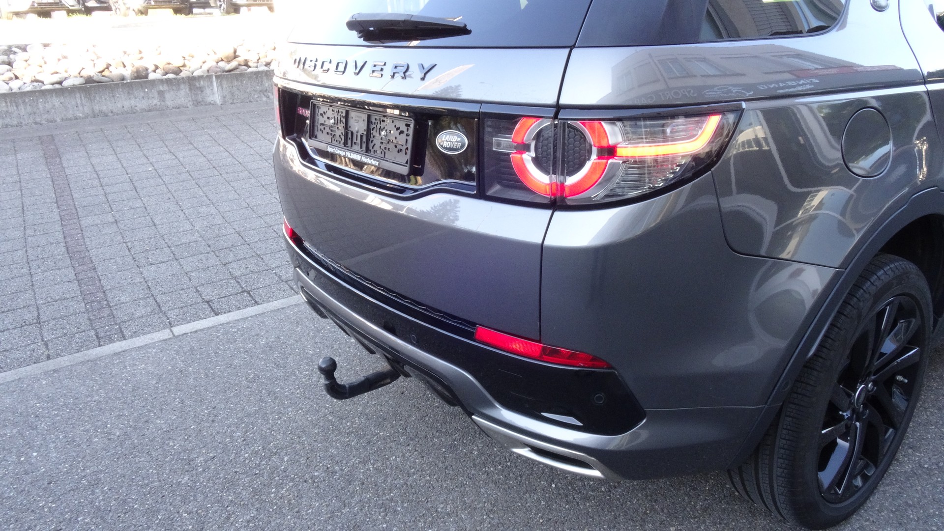 LAND ROVER Discovery Sport 2.0 TD4 HSE Luxury AT9-image-11