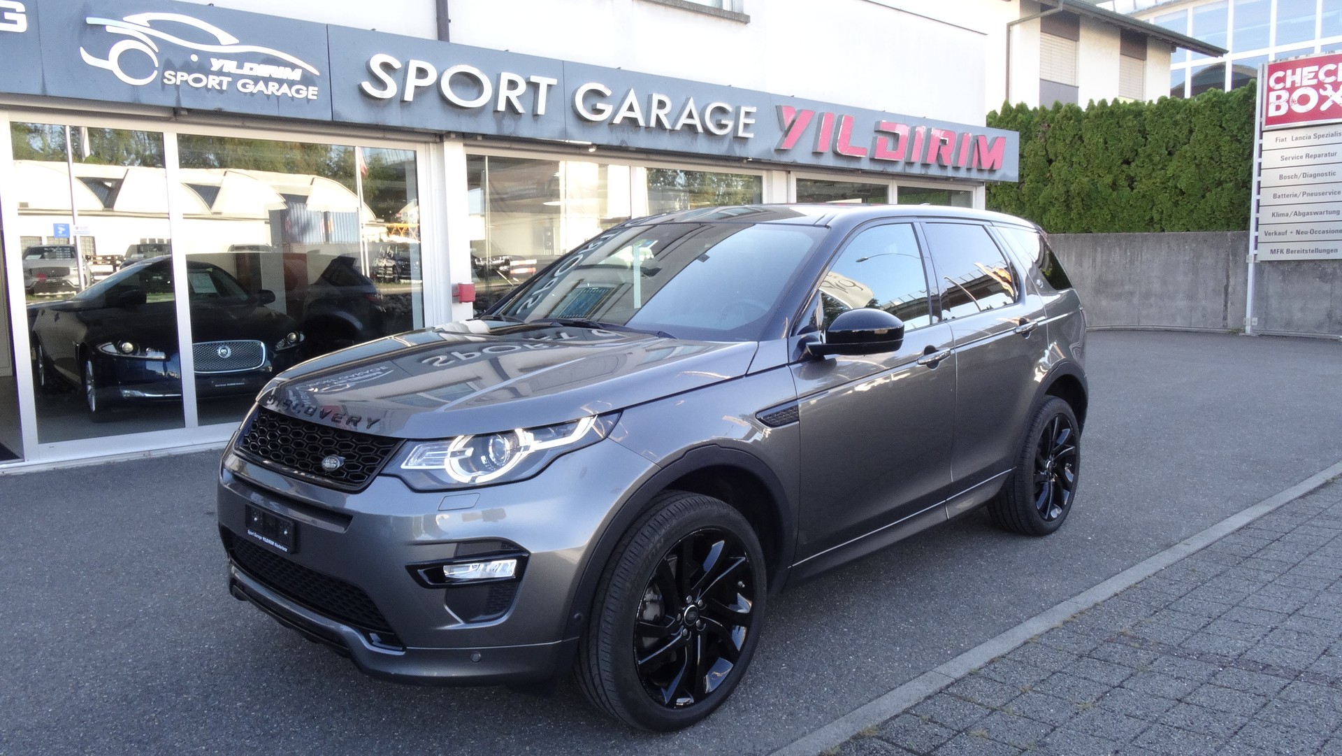 LAND ROVER Discovery Sport 2.0 TD4 HSE Luxury AT9-image-0