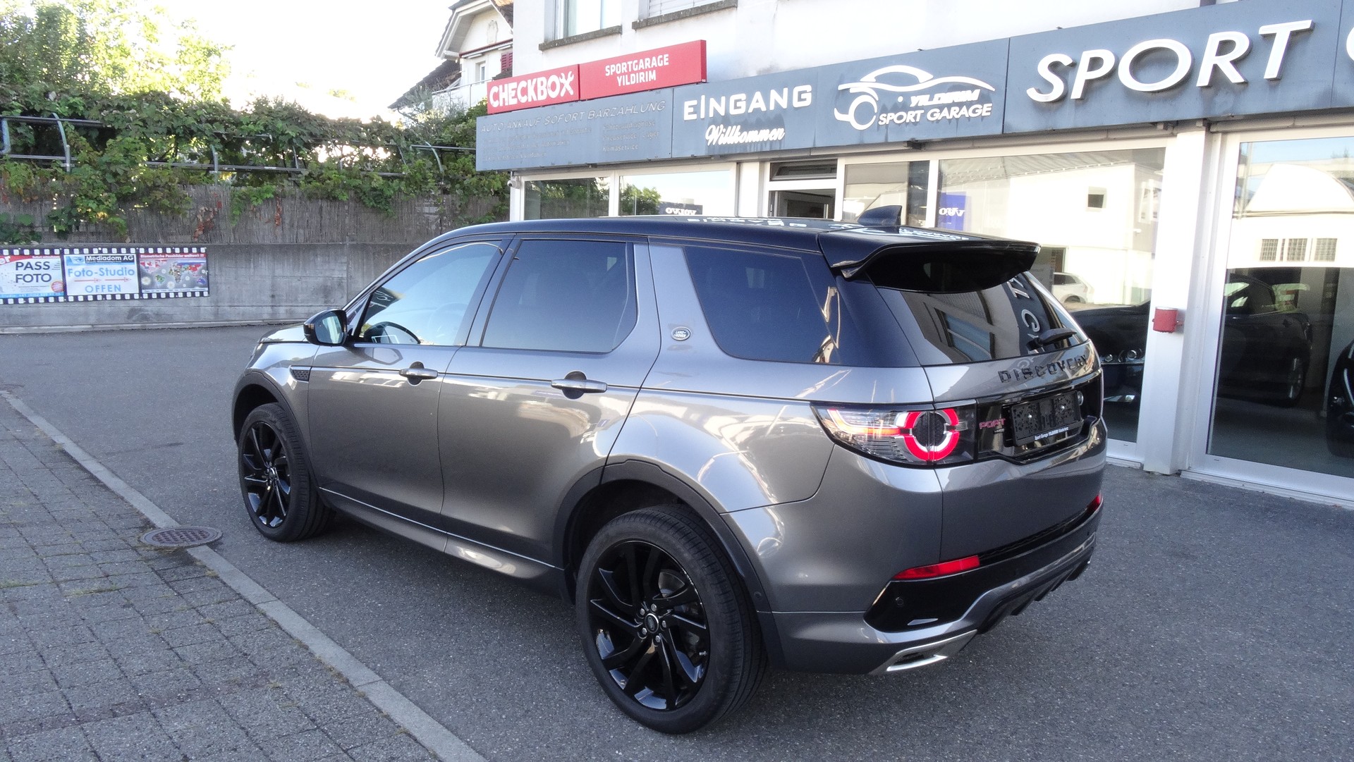 LAND ROVER Discovery Sport 2.0 TD4 HSE Luxury AT9-image-6
