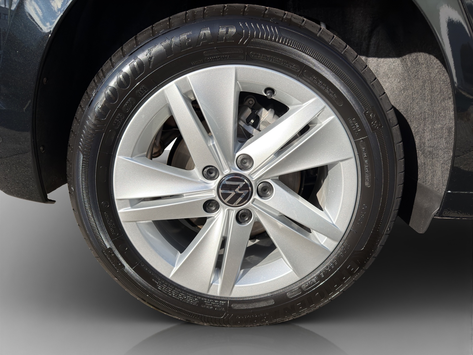 VW Golf 1.5 e TSI mHEV Value DSG-image-13