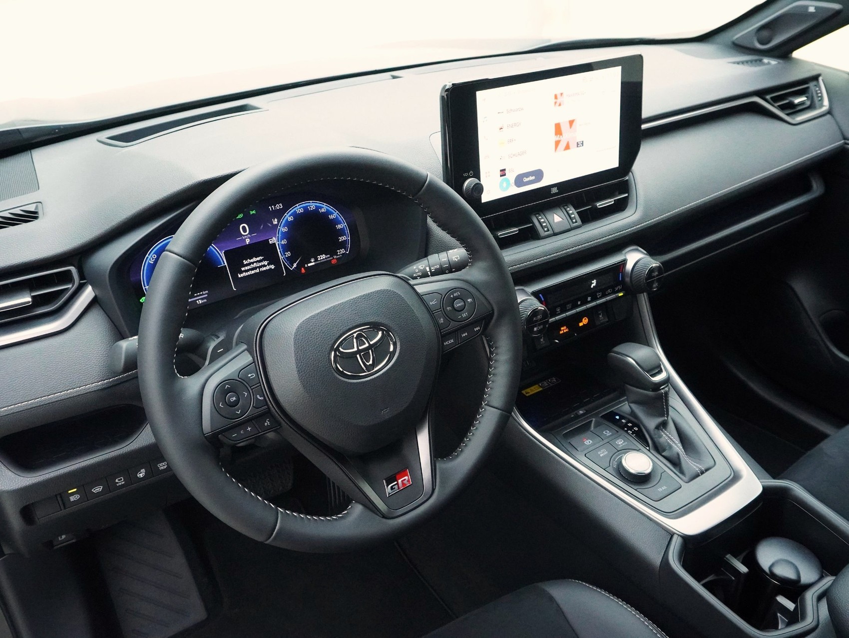 TOYOTA RAV4 2.5 Plug-In-Hybrid GR Sport-image-10