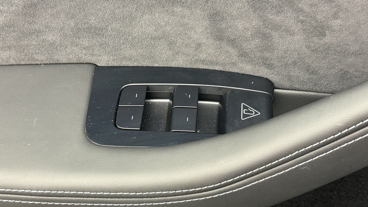 TESLA Model 3 Long Range RWD-image-8