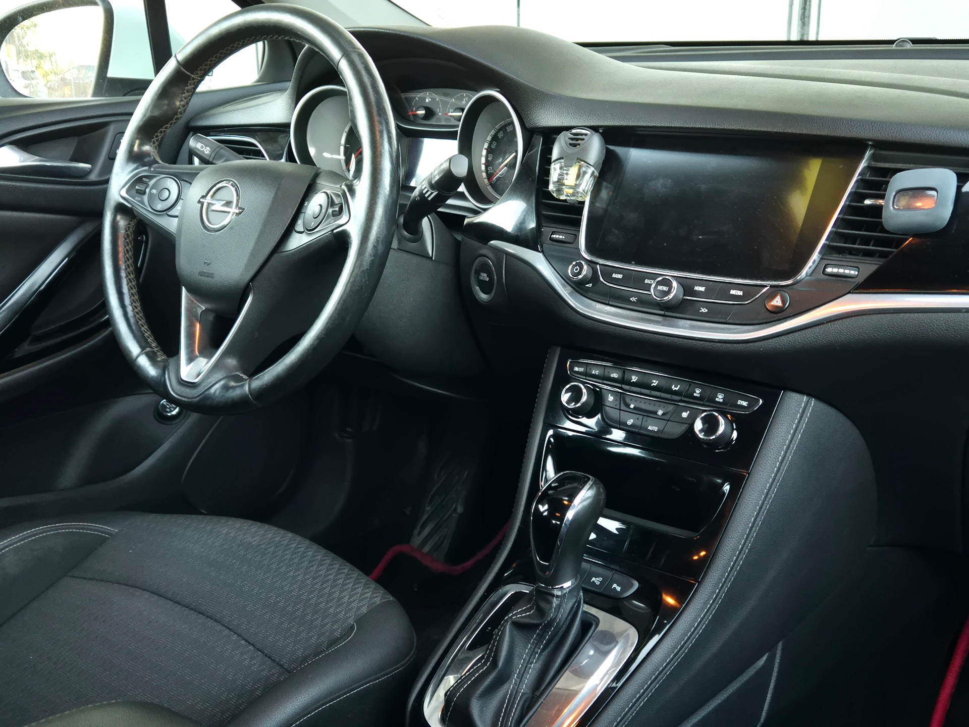 OPEL Astra Sports Tourer 1.6 CDTi ecoF Excellence Autom-image-8