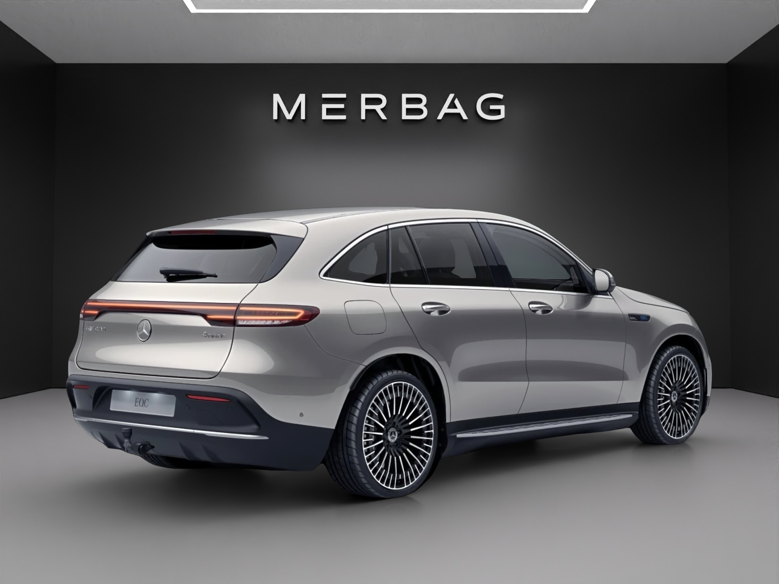 MERCEDES-BENZ EQC 400 AMG Line 4Matic-image-2