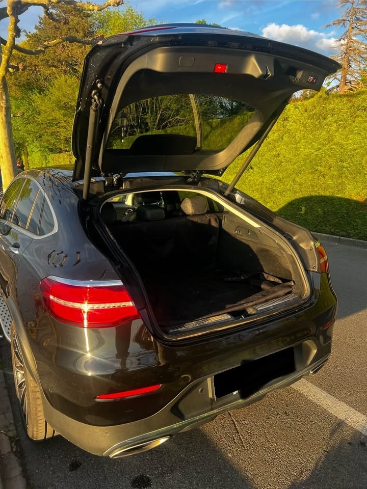 MERCEDES-BENZ GLC 300 AMG Line 4m-image-2
