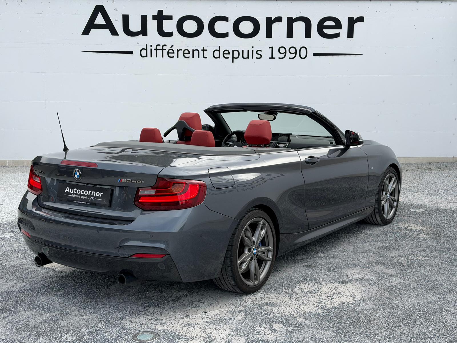 BMW M240i xDrive Steptronic-image-1