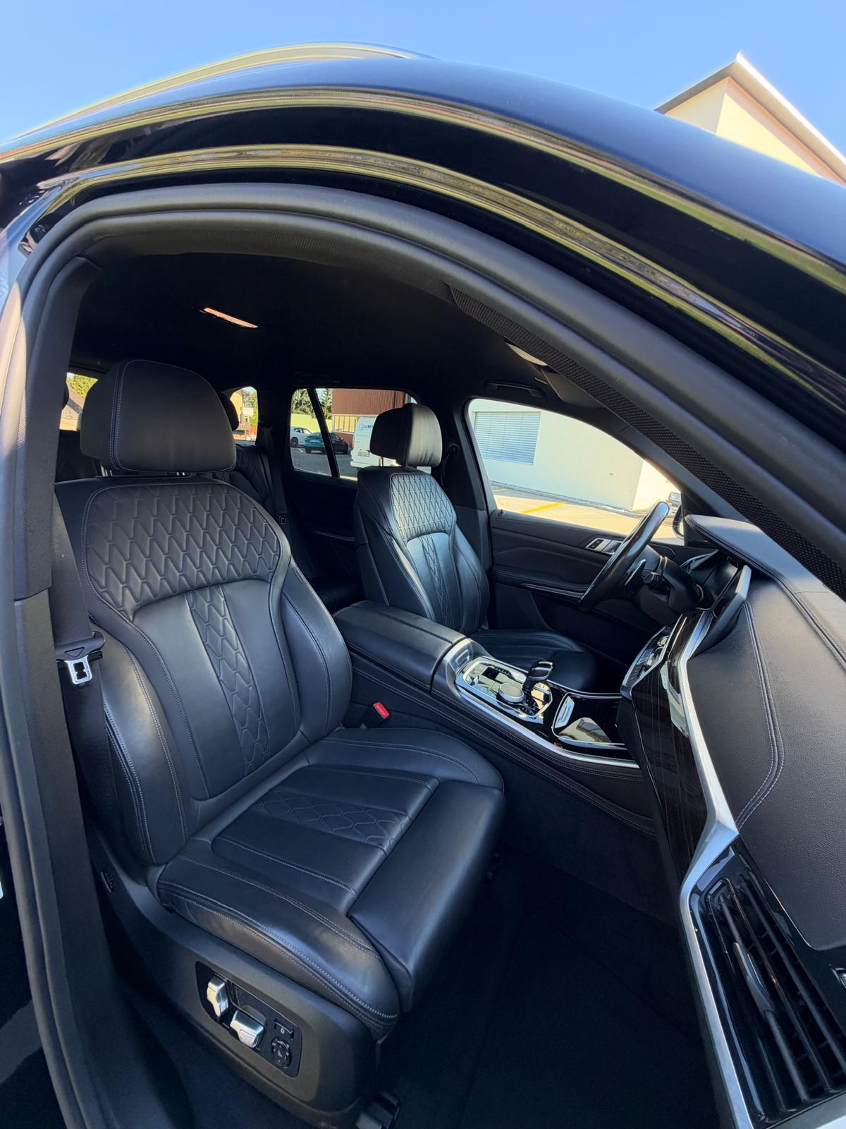 BMW X5 xDrive M50d Steptronic-image-8