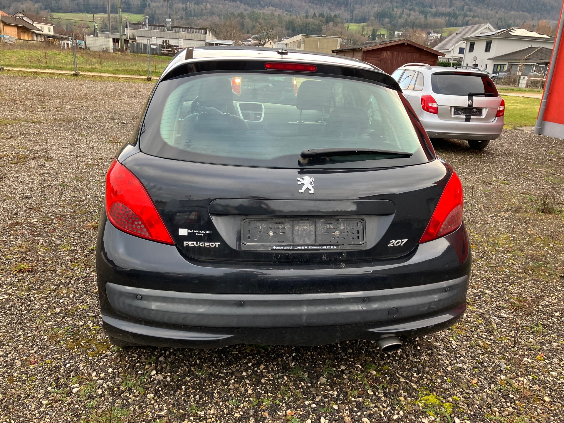 PEUGEOT 207 1.6 16V Black&Silver-image-3