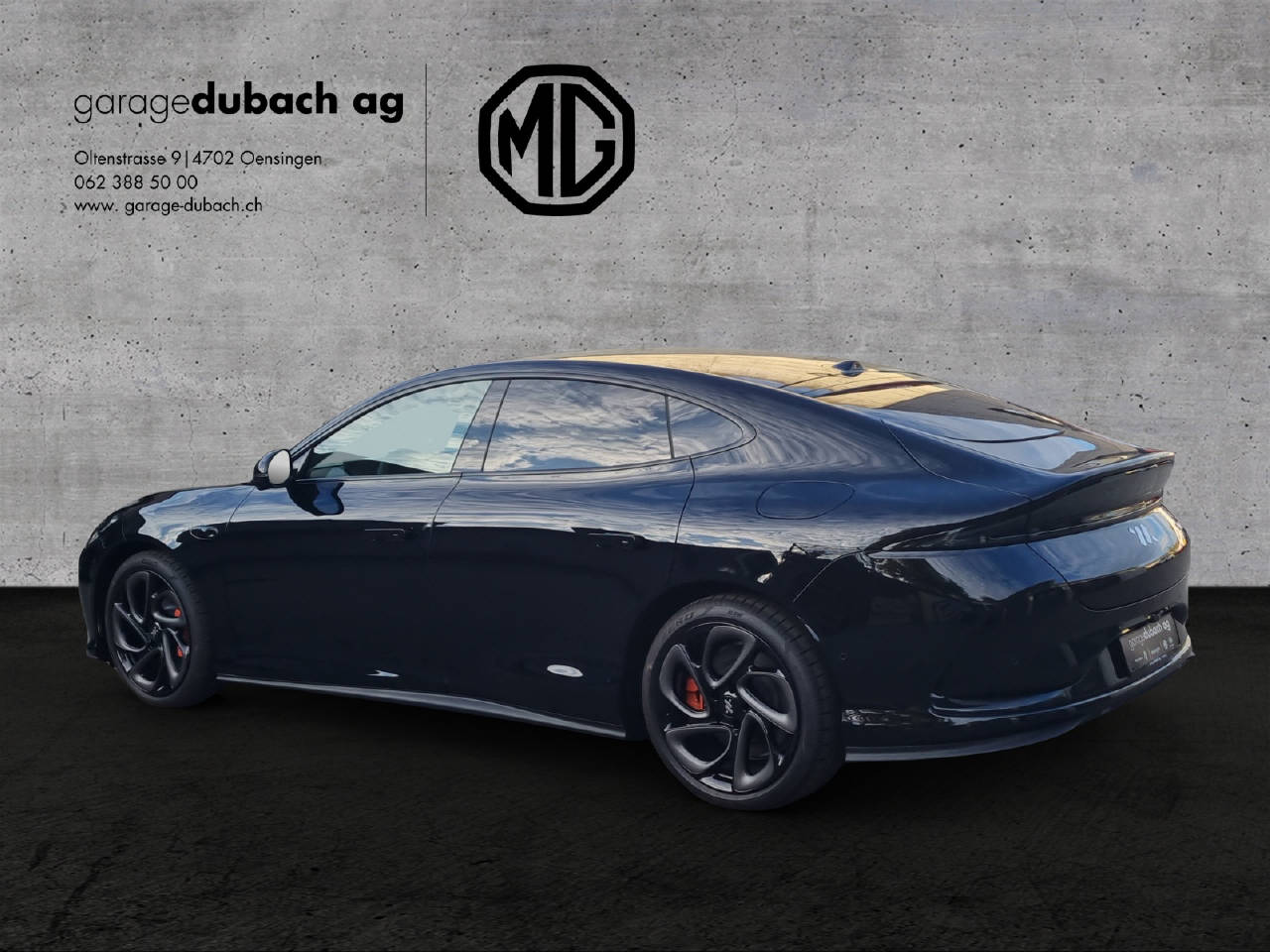 MG IM5 100 kWh Performance 20 4WD-showroom-element-3