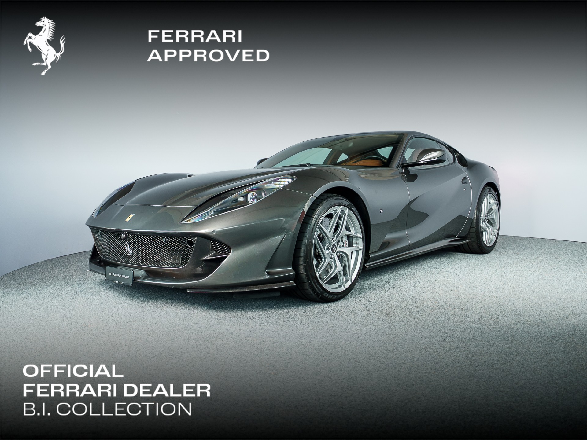FERRARI 812 Superfast-image-0